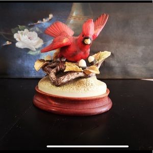 Vintage Porcelain figurine of cardinal bird